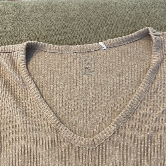 Me To We Essentials Crop Top Ribbed Size Medium Brown (BB) - Picture 4 of 6